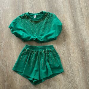 Green sparkle two piece set! 💚
